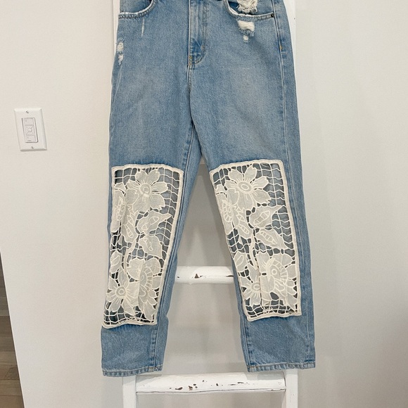 Carmar Vintage Cut Out Distressed Floral Lace High Waisted Jeans / NWOT - Picture 2 of 11